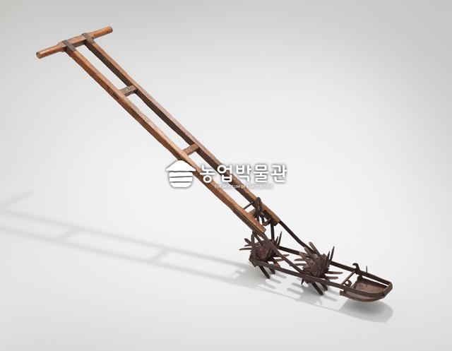 제초기 대표이미지